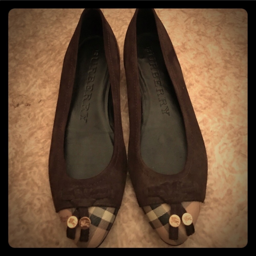 Burberry size 36.5 flats
